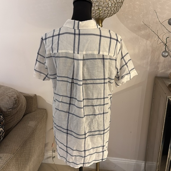Theory White and Blue Checkered Shirt size medium - Picture 4 of 5